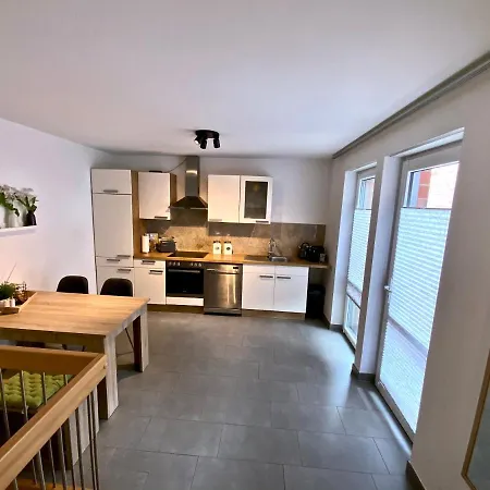 Maisonette-apartment-mit Glassfaseranschluss Apartment *