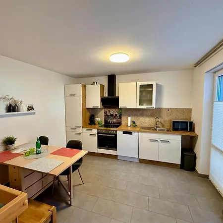 Luettelhome, Moderne Ferienwohnung Im Gruenen Mit Highspeed-Glasfaser Bruggen (Viersen)