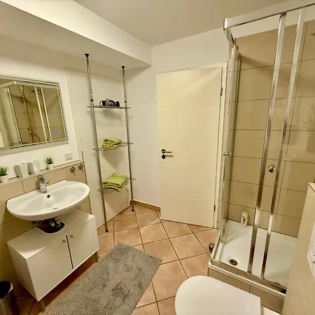 Maisonette-apartment-mit Glassfaseranschluss 아파트